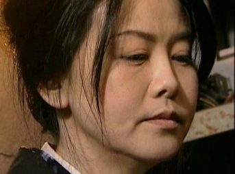 『あなた…』デカぱいの未亡人の他人妻が男たちと乱痴気エッチ