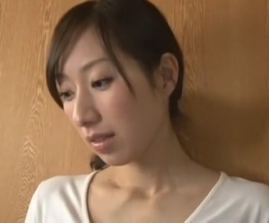 オナニーする義弟を発見！ムラつく感情に嘘つけず不倫SEXする奥様