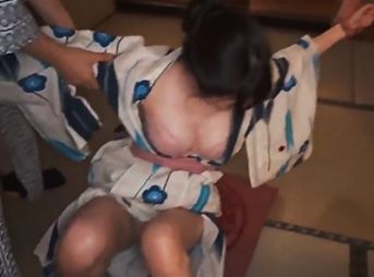 【NTR×他人妻】慰安旅行で寝取られた美他人妻さん!!他人棒で子宮激しく奥まで突かれて感じまくる姿が最高すぎるｗｗｗ