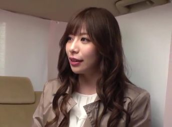 【素人ナンパ】セレブ系妻がおマンチョ玩具攻めで大興奮性交！他人棒欲しくなってズッポリ挿入濃厚ザーメン膣内射精！