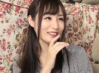 【素人ナンパ】妖艶奥さんがオマンコ責められてセックスなお汁垂れ流しアクメ！他人棒挿入されて旦那には言えない種付けプレス！