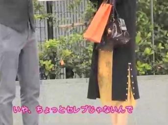 【奥様ナンパ】子供におっぱい吸われると気持ちイイ変態人妻！今日は他人に吸われてチ〇コも突っ込まれ昇天！