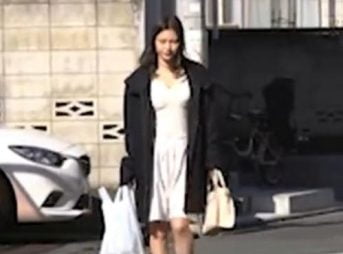 【他人妻NTR輪姦】優しく頼りになるダンナの上司が実は狙ってた...待ち伏せ尾行されて強引に寝取られ犯される！