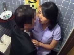 ＜居酒屋ナンパ＞お持ち帰りされる40歳の主婦。店内トイレでのキスに胸タッチの続きは男の部屋で、浮気、激イキ中出しセックス