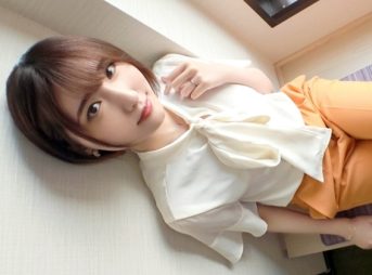 ＜人妻＞スレンダー陥没乳首ボディが快楽堕ち♡他人チンコの激しいピストンで淫らな身体をよじって悶え狂う