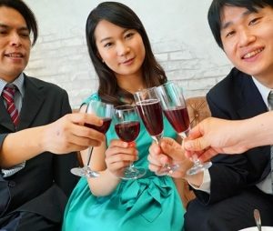 【生ハメ部長の嫁】酔い潰れて眠ってしまい他人棒ぶち込まれ種付けされる奥様