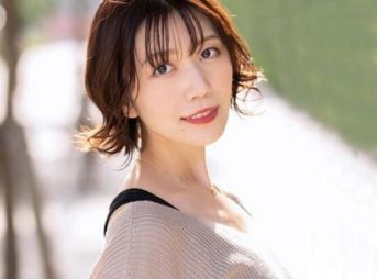 バツイチ子供ナシで会えば絶対ヤラせてくれるイイ女！えろいフェラに最高のお尻に美マンを好き放題ハメまくる！