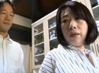 【熟女】義母を犯すため10年振りに帰ってきた変態息子！懐かしの熟れマ〇コを突きまくる近親SEX種付！