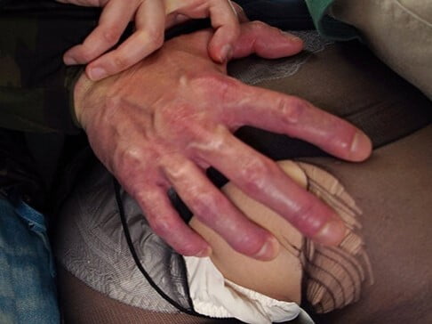 ＜奥様＞「何するのぉ」たわわなおっぱい清楚系美女の痴漢輪姦交尾