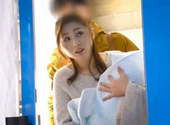 【素人×ナカダシ】子持ち美人奥様が夜の営みに不安を抱える男性のお悩み相談で…素股のつもりがヌルっと本生＆誤爆ナカダシ！