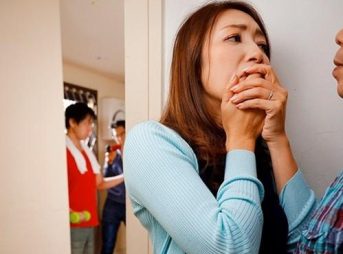 『イヤ、イヤ、ヤメテ…』旦那のためにお尻を犯されてしまう巨乳他人妻！狭い穴にデカちん突っ込まれてしまう尻穴交尾！