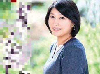 キスしただけでグッチョリ濡れてしまうスケベ妖艶40歳！マンネリ化旦那を裏切り若いちんぽと初めての不貞SEX！