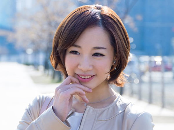 【人妻ナンパ×淫乱エッチ】お淑やかな美人マダムの敏感な部分したら感じてしまい激しく乱れ狂う！濃厚精液をタップリ注入！