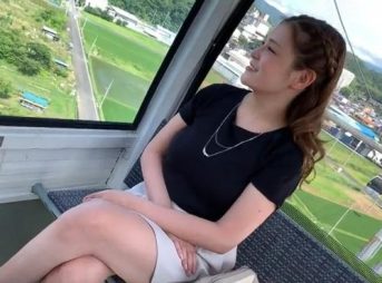 【人妻不倫】ヤリたい盛りの四十路他人妻と温泉旅行！Hカップのそそる身体と混浴してフルフル勃起、思う存分突きまくる至福の時！