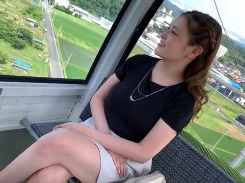 【人妻不倫】ヤリたい盛りの四十路他人妻と温泉旅行！Hカップのそそる身体と混浴してフルフル勃起、思う存分突きまくる至福の時！