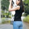 【奥様初撮り】美尻デニムに超スレンダーボディ奥様がシロウト感丸出しの生々しい喘ぎに興奮、三十路美女がマジで淫らな姿をさらす！