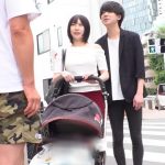 【奥さんナンパ】子持ちのスケベたわわなおっぱい熟ママをマジックミラー部屋で処女男と2人きりに…フェラ抜き口に射精からNTR初セックス連続ナカ出し